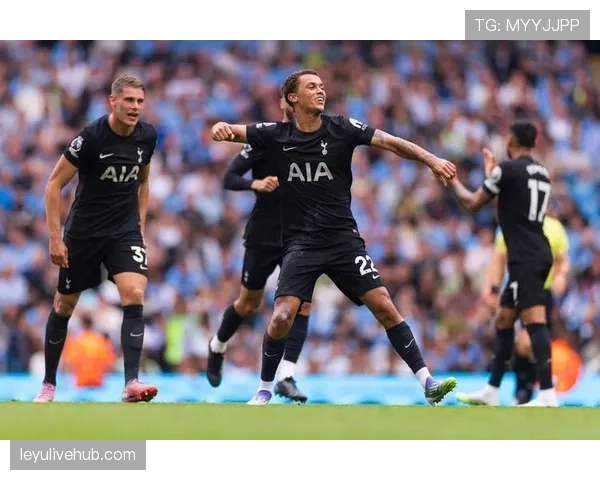 实时：曼城开场采取激进高位逼抢，哈兰德错失单刀